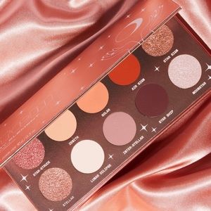Item Beauty “In my Element” Eyeshadow Palette